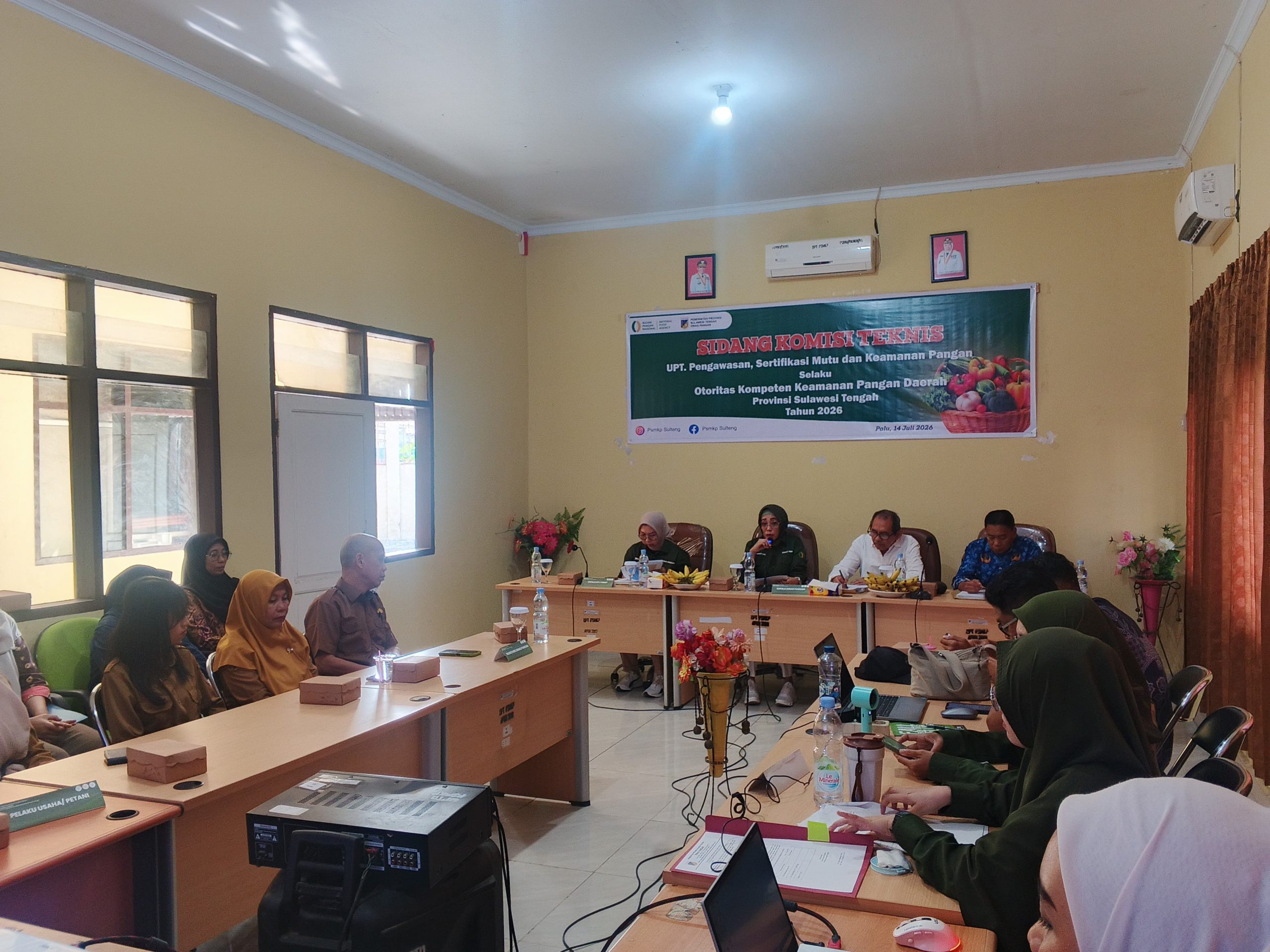 KEPALA DINAS PANGAN PROVINSI SULAWESI TENGAH MEMBUKA SECARA RESMI SIDANG KOMISI TEKNIS UPTD PSMKP TAHUN 2026
