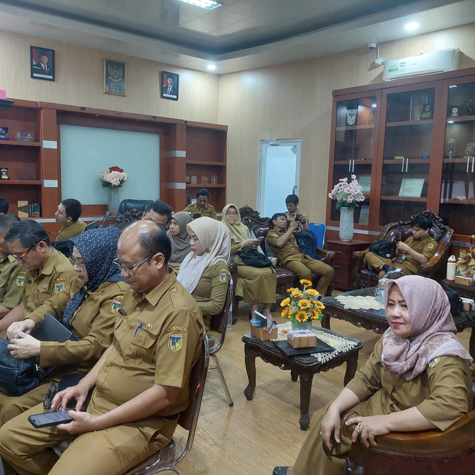 RAPAT KOORDINASI PROGRAM 9 BERANI DAN REALISASI ANGGARAN TAHUN 2026 DIGELAR DI KANTOR BAPPEDA